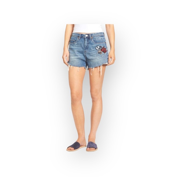 new BlankNYC ★ Festival Floral Embroidery Denim Cut Off Shorts ★ Inside Joker 30 - Picture 2 of 16